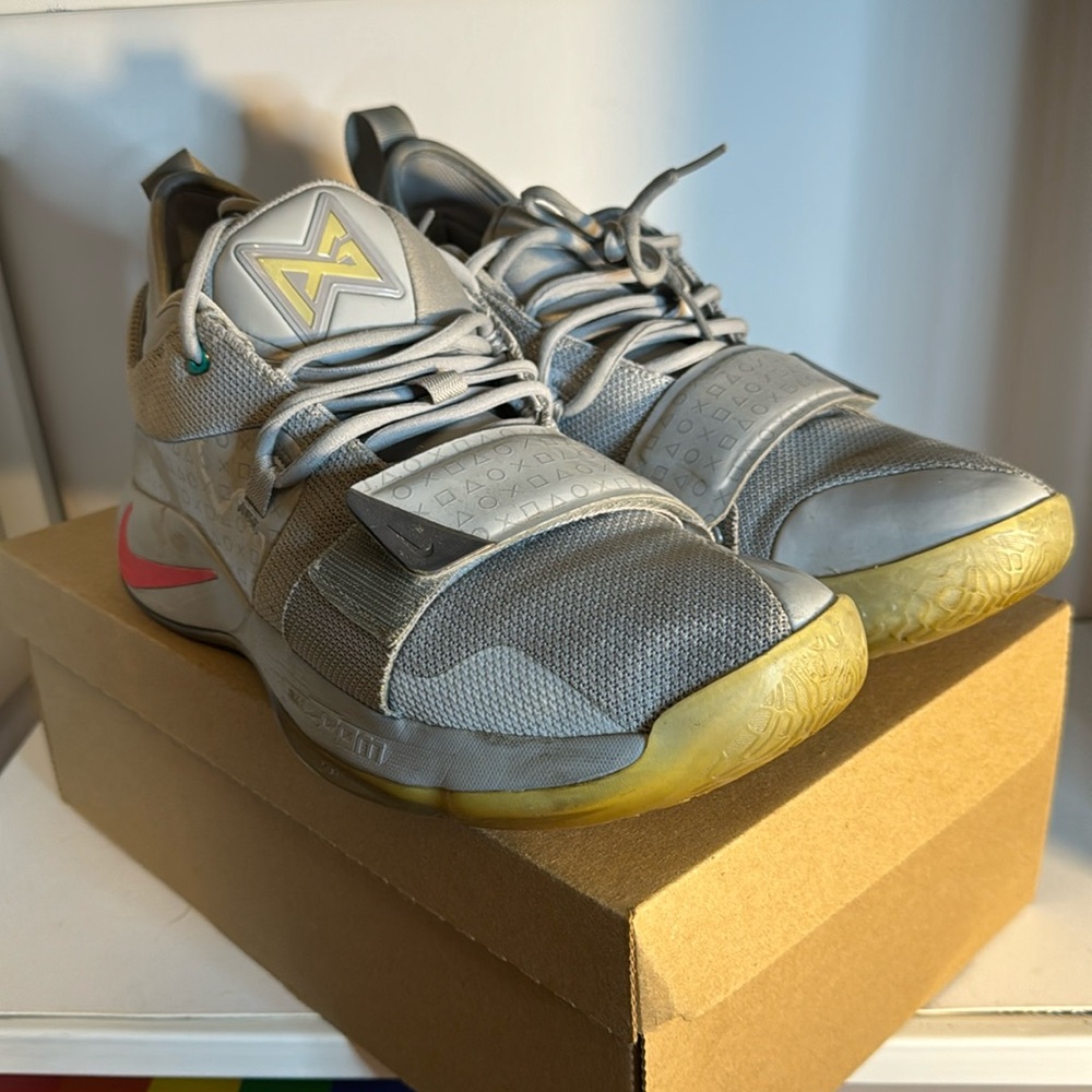 Nike grey Paul George PlayStation size 11